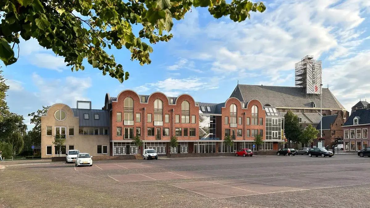 Gevelbeeld van nieuwbouwproject Plein 15 aan het Martiniplein in Sneek